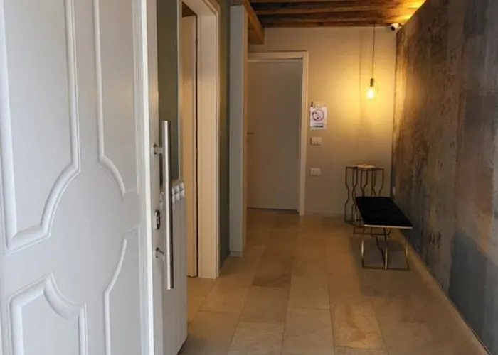 Ca Barbacan Apartment